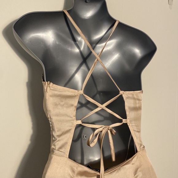 PrettyLittleThing Champagne Button Front Satin Strappy Midi Dress NWT - Picture 10 of 13